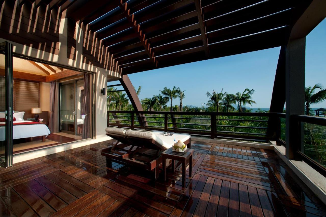 Pullman Oceanview Sanya Bay Resort & Spa Exterior foto