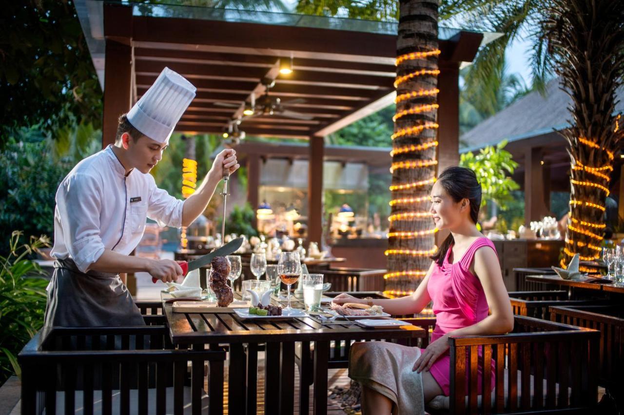 Pullman Oceanview Sanya Bay Resort & Spa Exterior foto