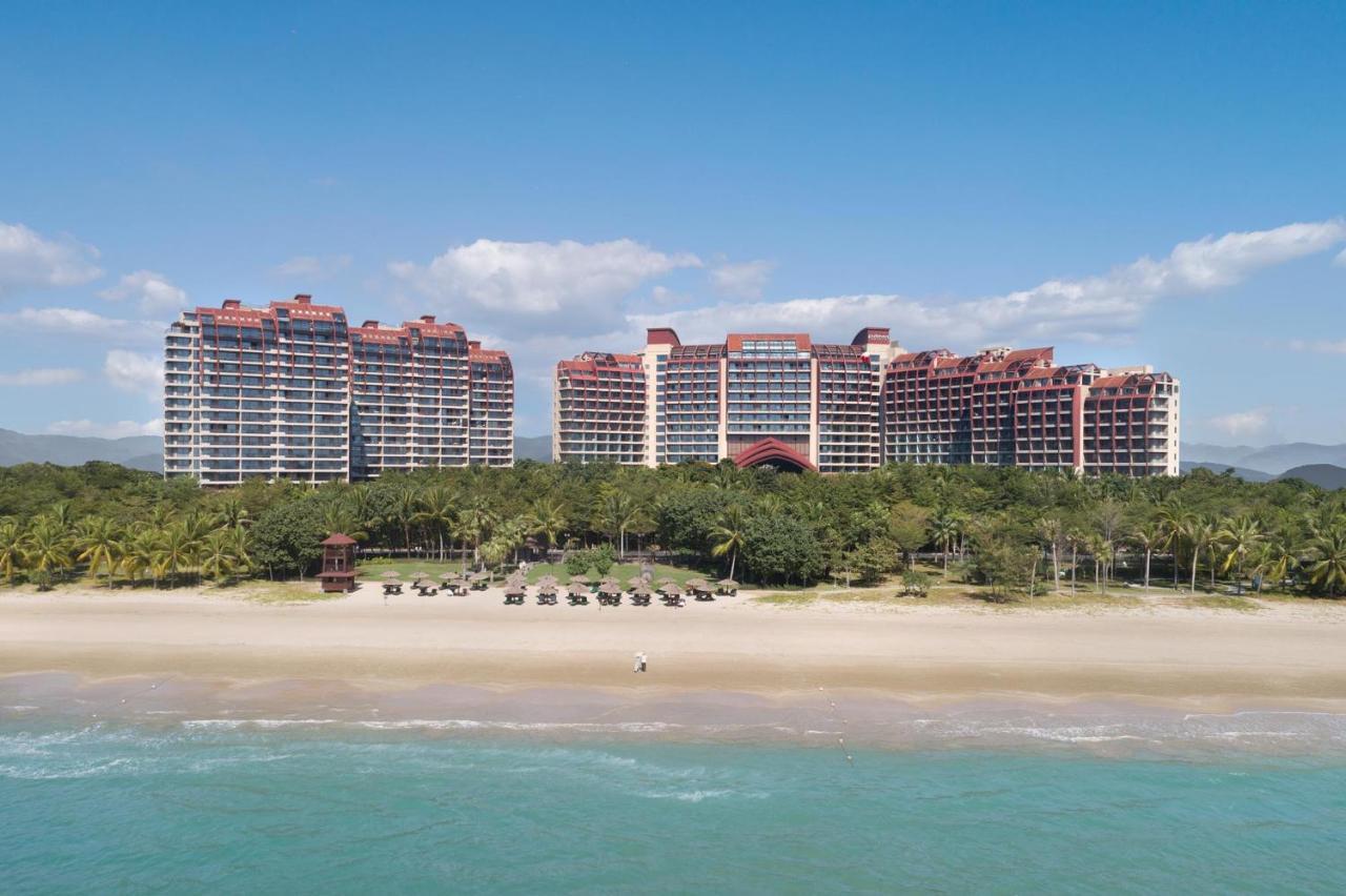 Pullman Oceanview Sanya Bay Resort & Spa Exterior foto