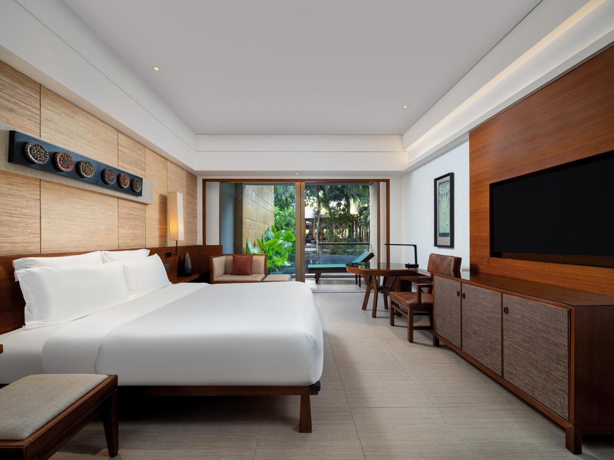 Pullman Oceanview Sanya Bay Resort & Spa Exterior foto